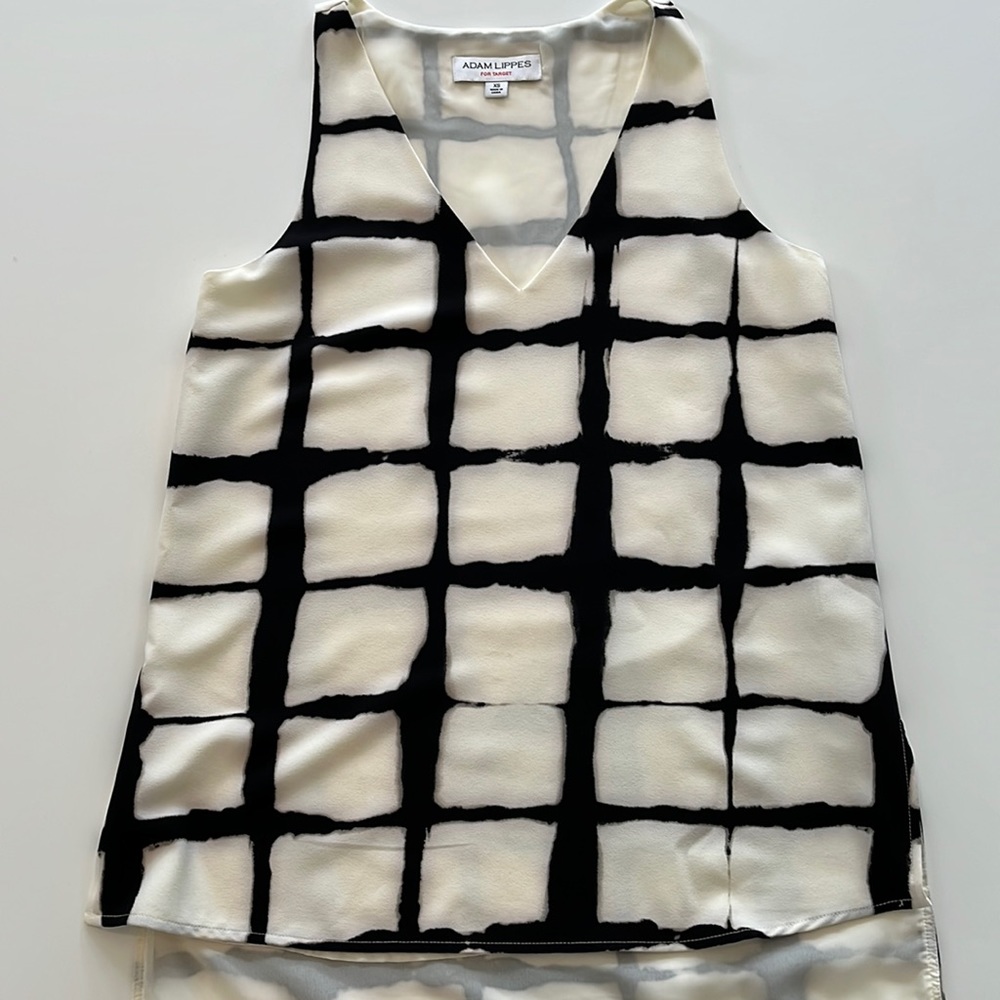 sleeveless blouse   windowpane pattern